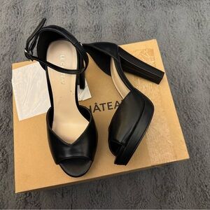 Le Chateau Black Open-Toe platform Heels Firm price